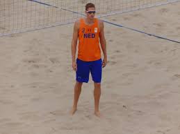 The women's beach volleyball tournament at the 2012 olympic games in london, united kingdom, took place between july 28, 2012 and august 8, 2012 at horse guards parade. Datei Rio 2016 Beach Volleyball 11 August Bv016 29168416810 Jpg Wikipedia