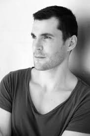 Актёры, режиссер и создатели сериала Конмэн (2015-2017)