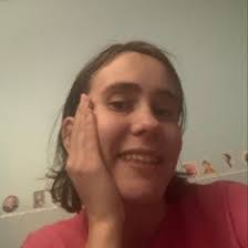 Hope Knott's Instagram, Twitter & Facebook