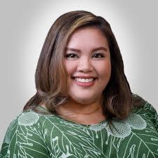 Hannah Sirois's Instagram, Twitter & Facebook