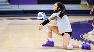 Reddies Sweep Mustangs