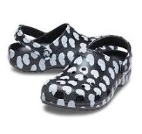Crocs Classic Heart Print Clog (207679) - Black/White - M4/W6 US | W4 UK