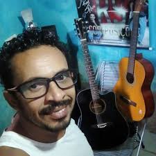 Talento: conheça a história do compositor Picoense que emplaca música em  bandas nacionais