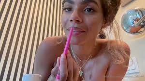 Helayna Marie Nude Makeup Working Porn Video