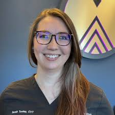 Veterinarian In Denver, CO 80121