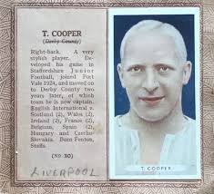 1934 Ardath Famous Footballers Nottingham Forest Graham & Rangers Brown 2  cards