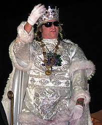 Val was first diagnosed with throat cancer back in 2014, but waited a while before revealing his condition. Val Kilmer Wikipedia