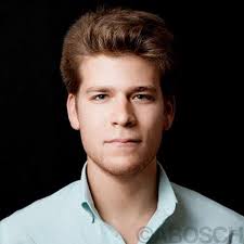 Zachary Sims' Investing Profile