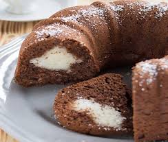 Gateau Au Chocolat Coeur Noix De Coco La Recette Facile Culture Crunch Cuisine En 2020 Recette Noix De Coco Gateau Chocolat Gateau De Pates