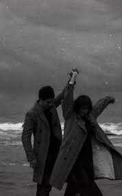 Laura Mavis Riddle (lauramavisr)