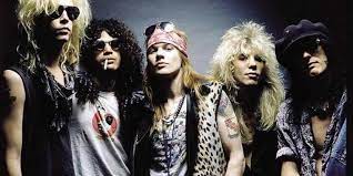 When they signed to geffen records in 1986. Offiziell Guns N Roses Feiern Comeback