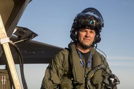 The helmet lets the pilot see well beyond her field of vision. Watch This Video And Learn Some Facts About F 35 Gen Iii Helmet The Ground Breaking Helmet That Lets Pilots See Through The Aircraft The Aviation Geek Club