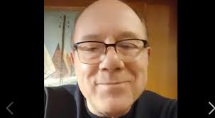 Nella sua carriera ha vinto 9 david di donatello, 8 nastri. Coronavirus Rinviata L Uscita Del Nuovo Film Di Carlo Verdone Si Vive Una Volta Sola