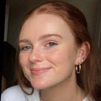 Leah Norton's Instagram, Twitter & Facebook