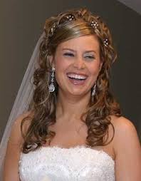 In fact, there are various. Jen Tony Wedding Hair Down Half Up Wedding Hair Half Up Curls