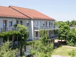 Die mietvertragskommission wird gebildet von fachanwälten für mietrecht. Unser Haus