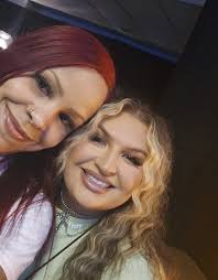 What to wear to a Jelly Roll and Post Malone concert?