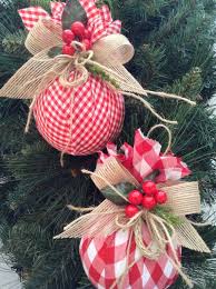 Adornos De Navidad Navidad Rojo Y Blanco Adornos Por Craftsbybeba Manualidades Navidenas Navidad Roja Cestas De Navidad