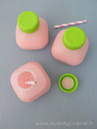 Yaourt A Boire Maison Comme Du Yop A La Fraise Audrey Cuisine Yaourts A Boire Yaourt A Boire Recette Yaourt Avec Yaourtiere