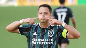 Javier chicharito hernandez praised mexico head coach juan carlos osorio, saying the coach transmits knowledge well to his players and has set himself apart from other managers. Chicharito Has A Long Way To Go If He Wants To Return To The National Team As Com