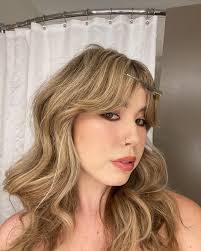 Brooke Wade's Instagram, Twitter & Facebook