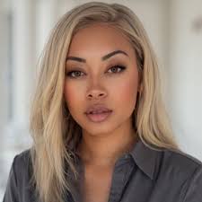 Elvi Caperonis: How to lead with purpose and purpose