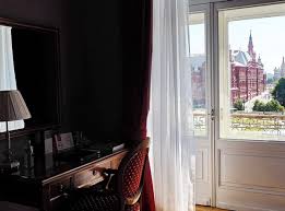 Για αυτό το λόγο ο τροχός με το αποξηραντικό υλικό desiccant δεν χρειάζεται αντικατάσταση. 8 Pragmata Poy Den Prepei Na Kaneis Pote Sto Dwmatio Enos 3enodoxeioy