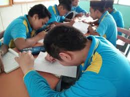 Konsep disiplin bilik darjah *disiplin berasal dari perkataan latin, disciplina yang bermaksud mengajar. Pengurusan Bilik Darjah Definisi Disiplin Bilik Darjah