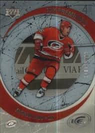 Andrew joseph ladd is a canadian professional ice hockey winger for the new york islanders of the national hockey league. Ice Premiers Lvl 4 Andrew Ladd Checklistcenter Com