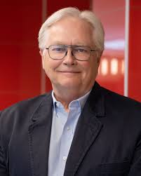 Tom Dewitt's Instagram, Twitter & Facebook