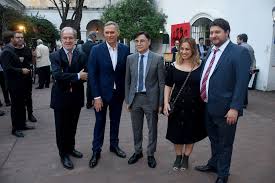 Inició su carrera en 1985 en canal 13. 66 Fotos De La Presentacion Del Libro De Jorge Fontevecchia Que Reunio A Los Principales Periodistas Del Pais