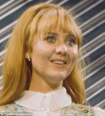 As a teenager, she toured the northern clubs with her band, the luvvers. Paul Mccartney And Stars Whose Grandchildren Look Just Like Them Lulu Singer Paul Mccartney Singer