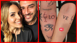 Al termine dello speciale uomini e donne la scelta andato in onda in versione serale su canale 5 è nata una coppia, quella formata da lorenzo riccardi e la corteggiatrice claudia dionigi. Nuovo Tatuaggio Per Claudia E Lorenzo Claudia E Lorenzo Fanno Tatuaggio Insieme Uominiedonne Youtube