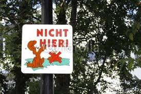 Drucke selbst betreten verboten schild zum ausdrucken. Nicht Hier Schild Gegen Hundekot Stockfotos Und Lizenzfreie Bilder Auf Fotolia Com Bild 35500345 Hunde Schilder Bilder