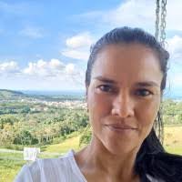 30+ perfiles de «Evelyn Castaño»