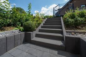 Vanity Stufen Glanzvoller Auftritt Mit Vanity Stufen Gestalten Sie Treppenanlagen Die Zu Modernster Bepflanzung Anbau Gartenhaus Gartengestaltung Hanglage