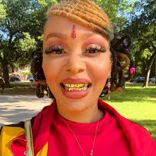 Dominique MrsLarue Wilder