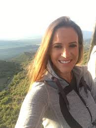 Ali Schwartz's Instagram, Twitter & Facebook