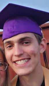 Cassie Chavis (@cassie_chavis)