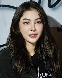 ภูมิใจในตัวพี่ที่สุดเลย ไอ้ต้าวคนเก่ง Posted @withregram • @faye_malisorn  Promise ….. :) #FayePeraya #ฝ้ายพีรญา