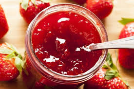 La Recette De Confiture Aux Fraises Qui Est Facile Et Delicieuse Recette Recette Confiture De Fraises Recette Confiture Confiture De Fraises Maison
