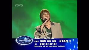 Ministr zdravotnictví adam vojtěch se zapsal do paměti některých čechů už před 15 lety, kdy se zúčastnil talentové soutěže česko hledá superstar. Prakultura Vystoupeni Adama Vojtecha V Semifinale Superstars 2005 Facebook