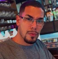 100+ perfiles de «Passarelli»