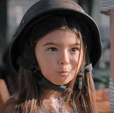 Bölüm izlemek için hayranları ekran başında beklemeye başladı. Kiraz Yildiz Explore Tumblr Posts And Blogs Tumgir