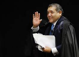 Valter então o lagostíssimo kassio nunes será o próximo lagosteiro no stf? Bolsonaro Vai Condecorar Nunes Marques Com A Mais Alta Honraria Do Exercito Poder360