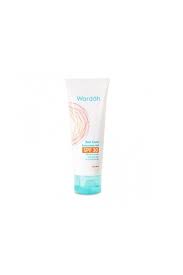 Sunscreen ini memang diformulasikan untuk kulit berminyak dan cenderung berjerawat seperti bruntusan. Enggak Perlu Takut Jadi Jerawatan Ini Dia 5 Rekomendasi Sunscreen Untuk Kulit Berminyak Kumparan Com