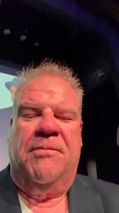 Great lunch with my friend @jeff.nolen.10 from @olivacigar with these  wonderful people smoking a nice Melanio Cigar! #olivacigars #friendship  #comicslife