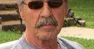 Lonnie Munson's Instagram, Twitter & Facebook