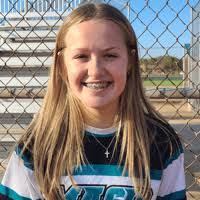 Julia Barta's Instagram, Twitter & Facebook