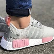 La tienda adidas con la selección de productos más grande en colombia. Adidas Nmd R1 Cinza E Rosa Online